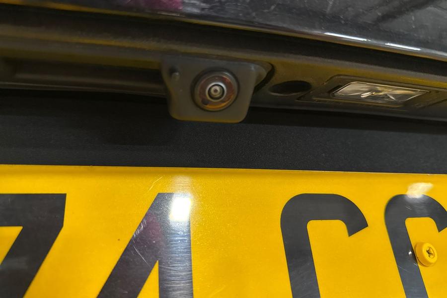 Ford Explorer Photo autoimg-cb64d3ae5ec979c974729b1d96de2fb71dabcc1d.jpg