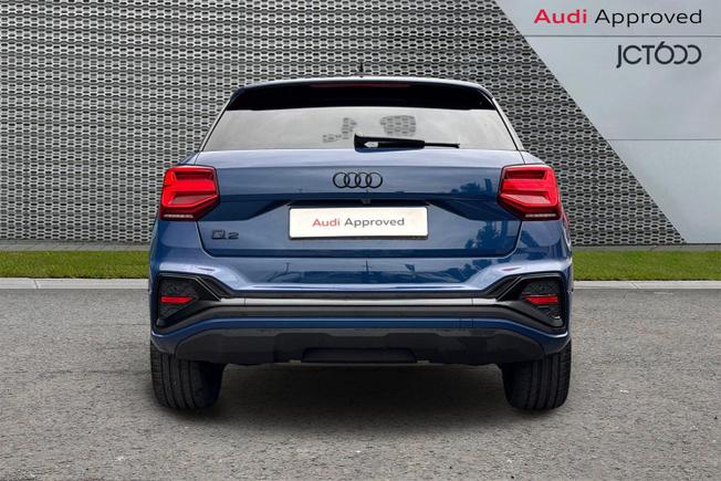 AUDI Q2 Photo 7