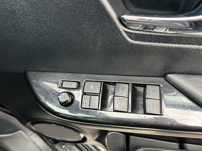 TOYOTA Hilux Photo 43