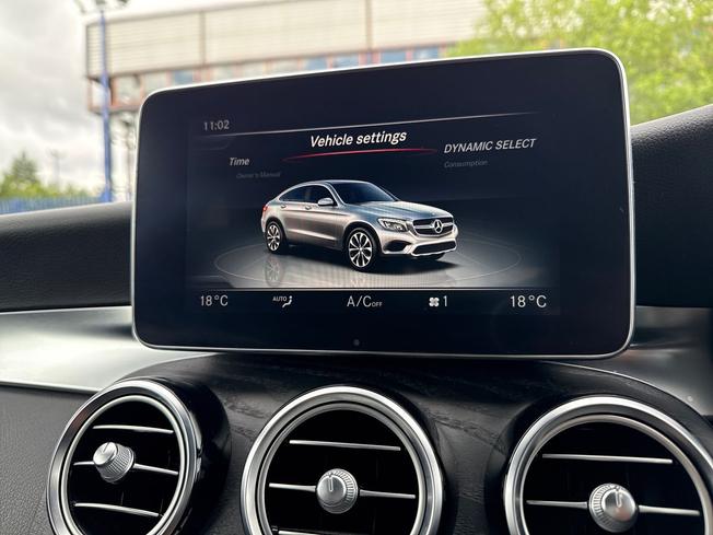 MERCEDES-BENZ GLC Photo 40