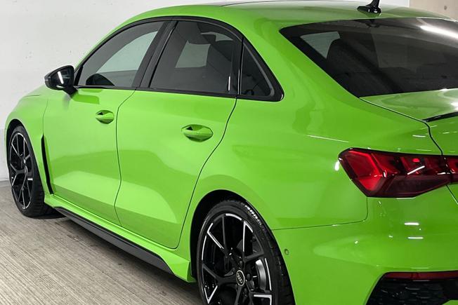 AUDI RS3 Photo 34