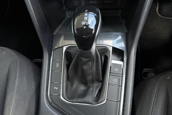 VOLKSWAGEN Tiguan Allspace Photo 24