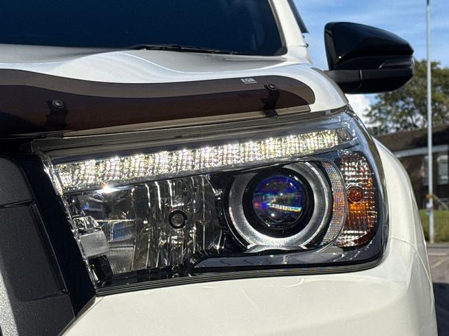 Toyota Hilux Photo 32