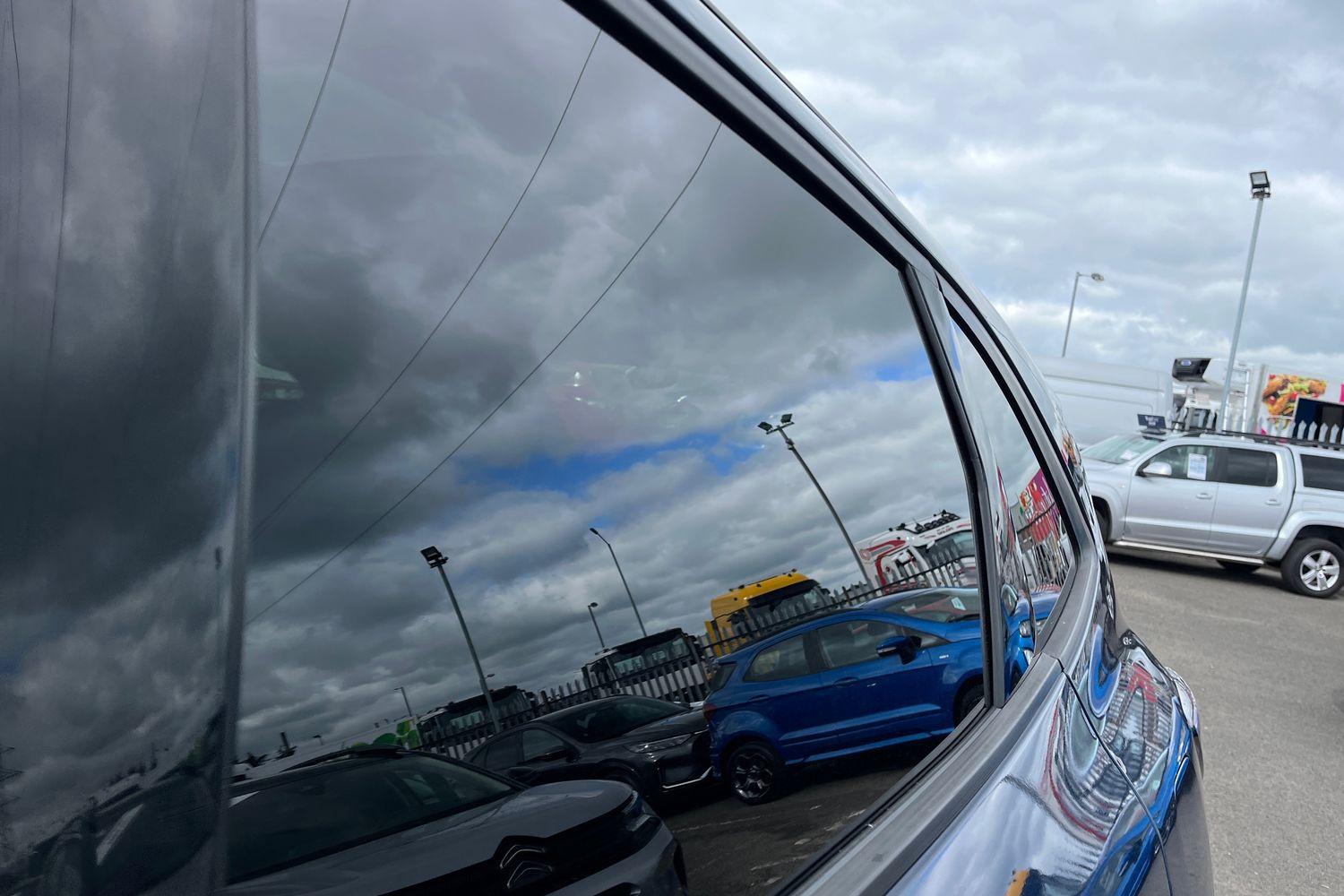 Ford Kuga Photo 24