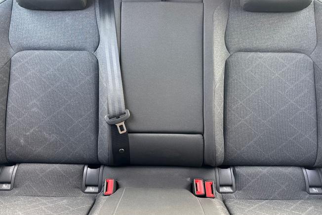 VOLKSWAGEN Golf Photo 43