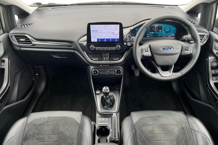 Ford FIESTA Photo autoimg-cb821b27e59ce78db68f34d191152dfafc15f1d9.jpg