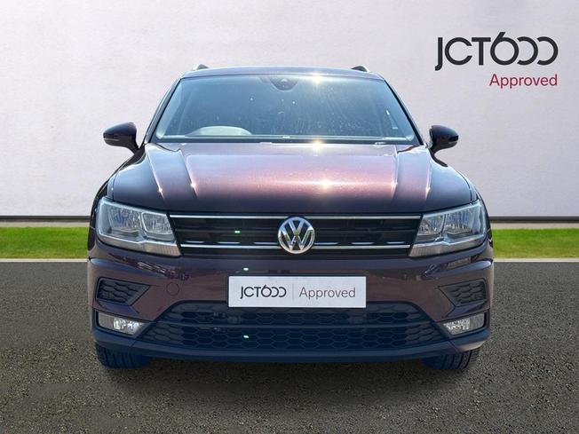VOLKSWAGEN Tiguan Photo 8