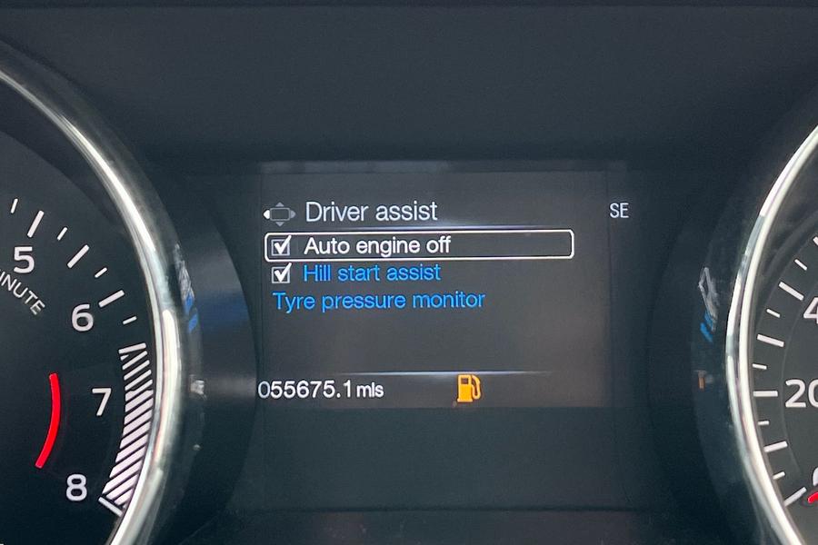 Ford MUSTANG Photo autoimg-cb83e9e160d5d581c70b795673f31ef00a319831.jpg