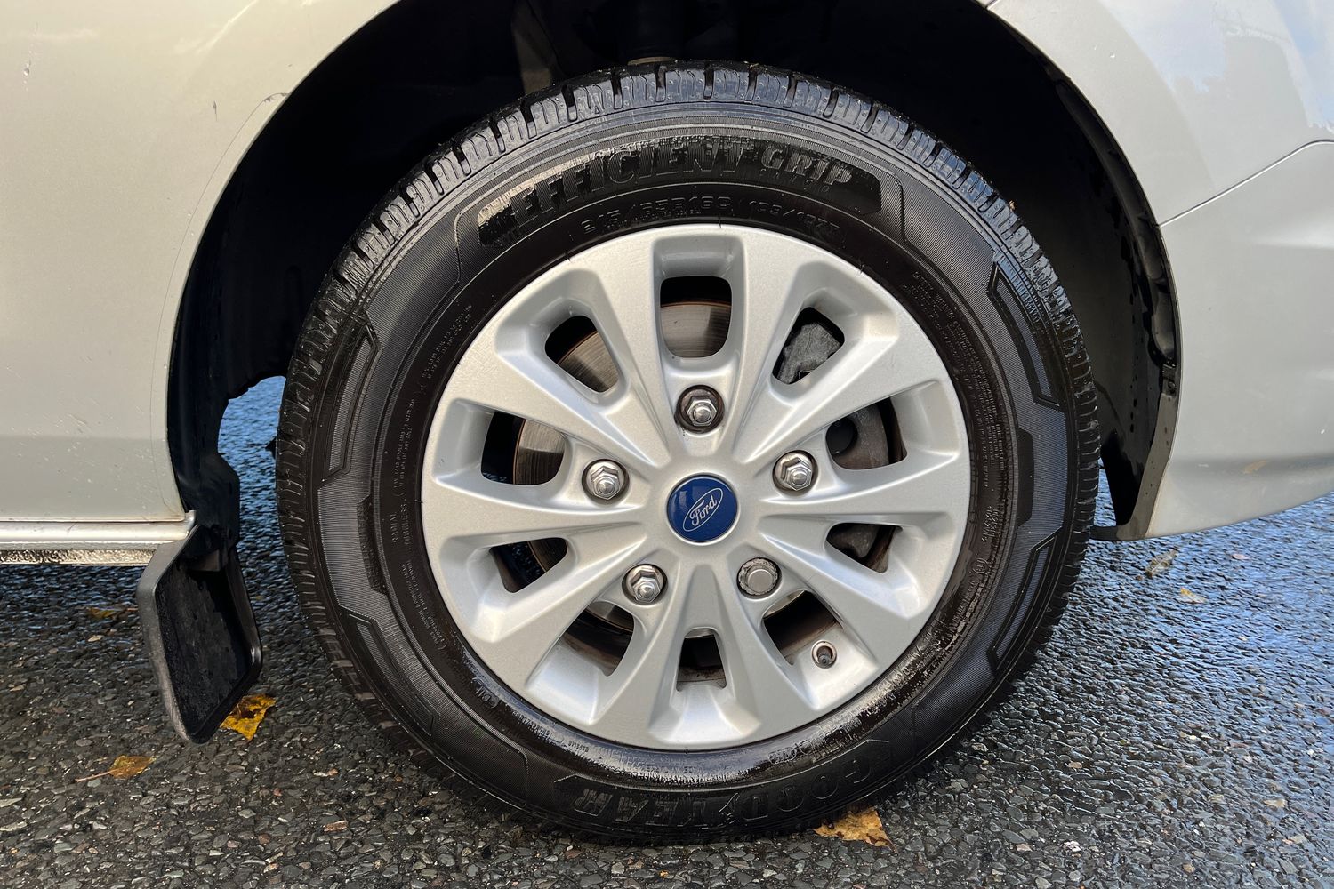 Ford TRANSIT CUSTOM Photo 25