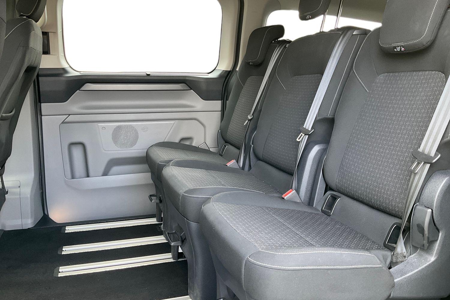 Ford TOURNEO CUSTOM Photo 10