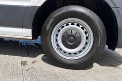 VOLKSWAGEN Crafter Photo 5