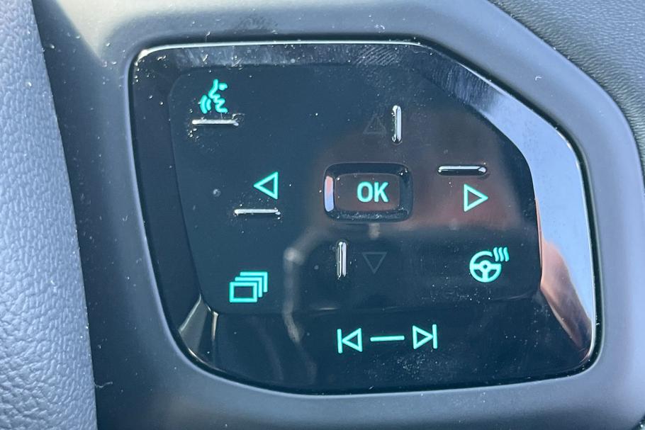 Used Ford EXPLORER 42