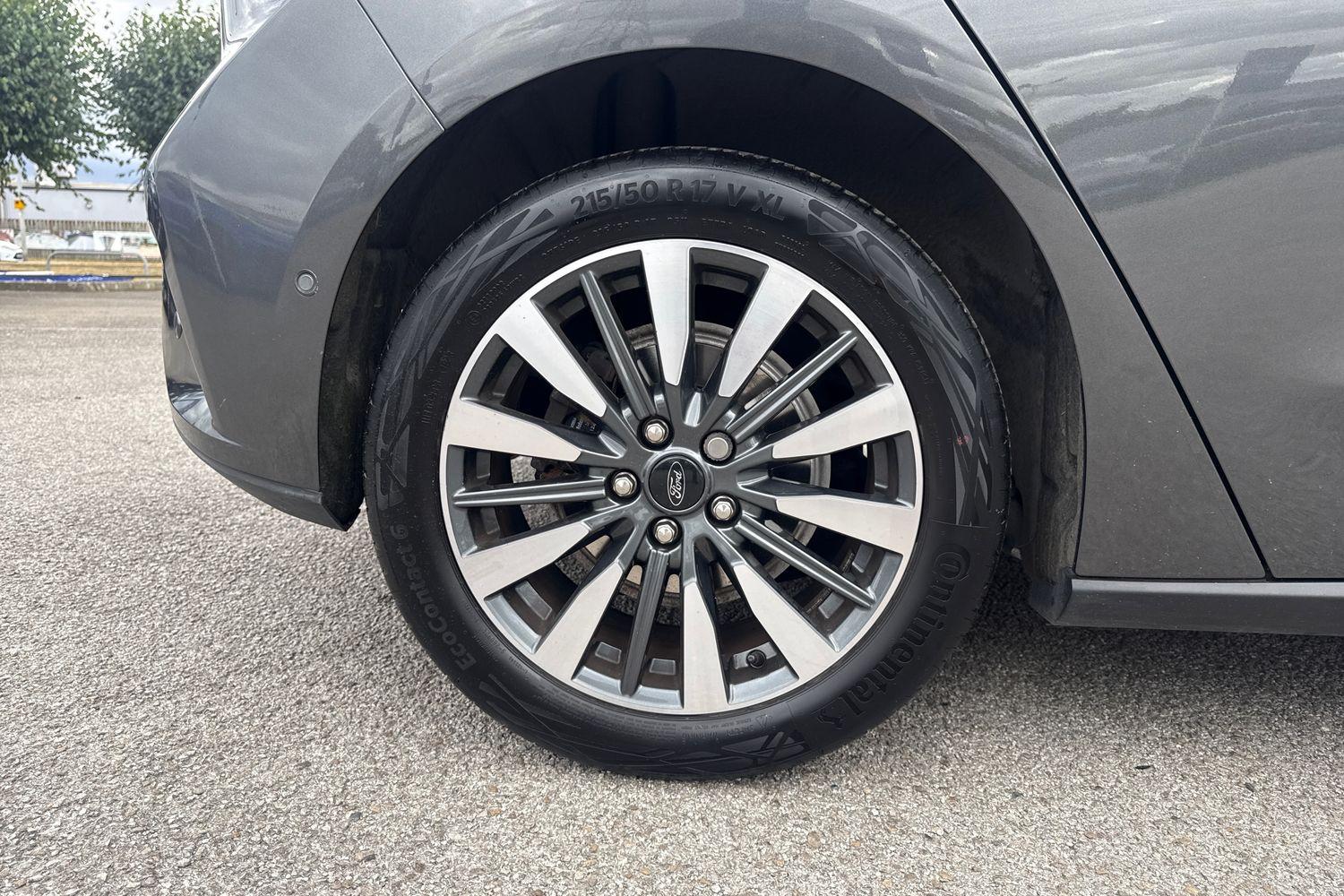 Ford FOCUS Photo 7