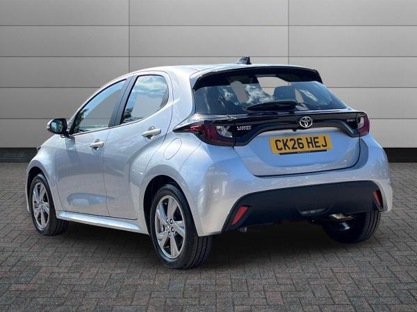 Toyota Yaris Photo autoimg-cb90f7733d48de0564ea00efbbbf0a1227092f3b.jpg
