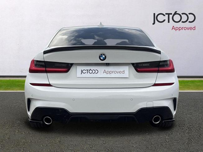 BMW 3 Series Photo 7