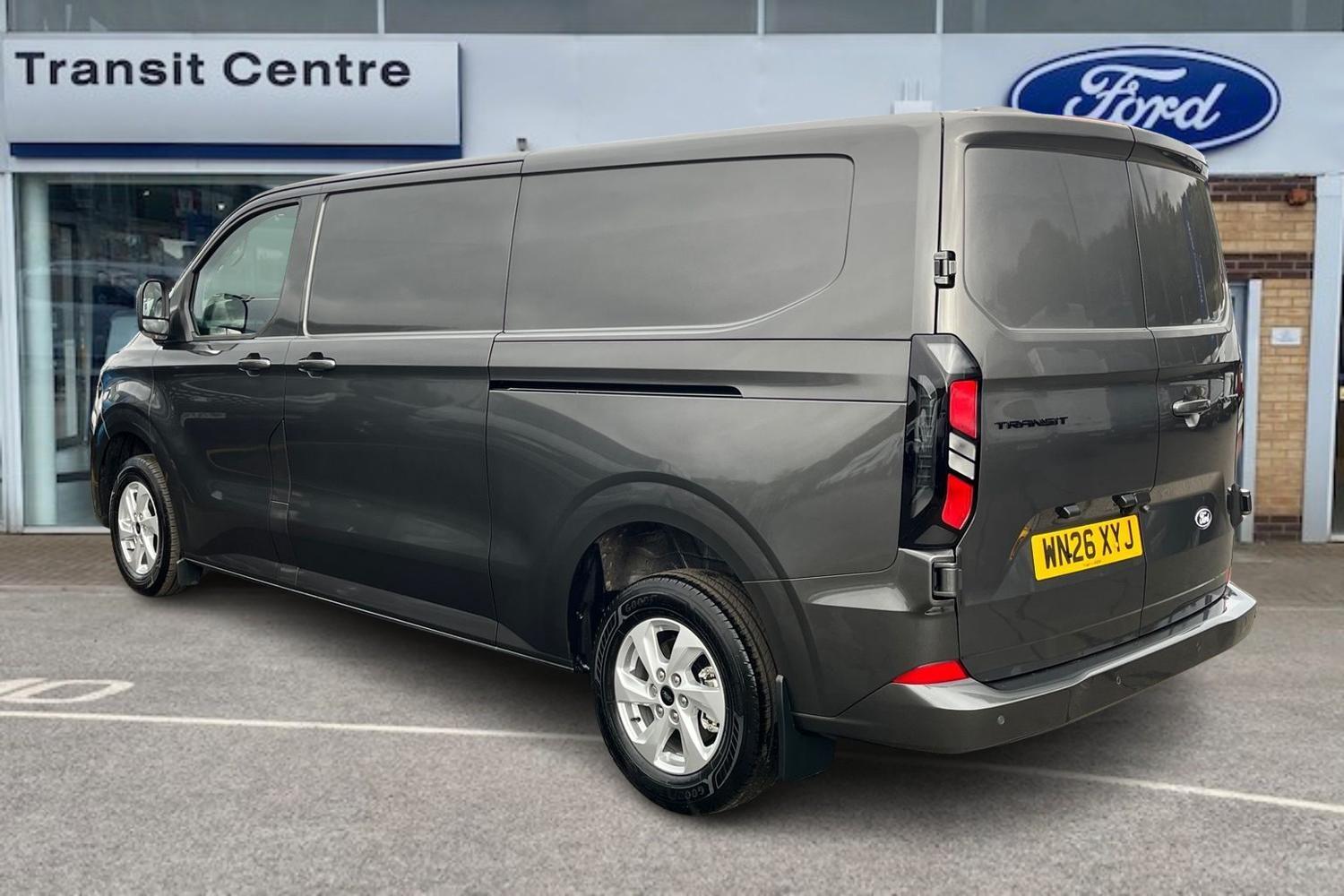 Ford TRANSIT CUSTOM Photo 1