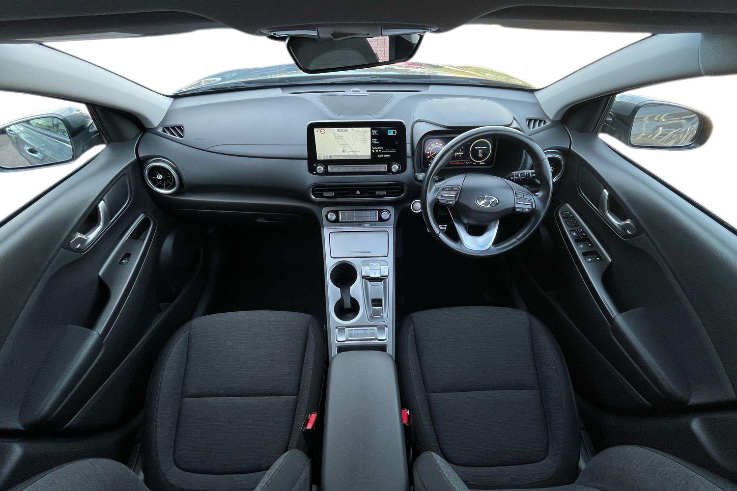 Hyundai KONA Photo 9