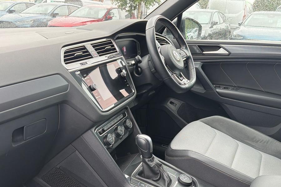Volkswagen TIGUAN Photo autoimg-cb947feab5841ddef100445f1257eb9acd8e8c5d.jpg