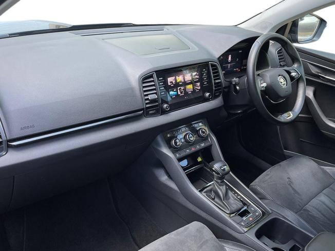 ŠKODA Karoq Photo 2