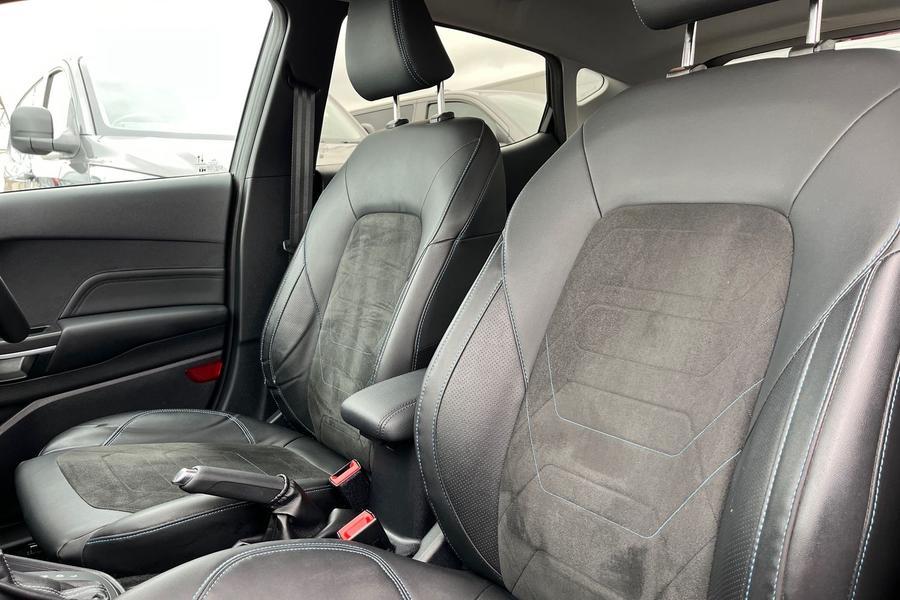 Ford Fiesta Photo autoimg-cb98196c9b3623f5c7ce481c93ae8d7e3454344d.jpg