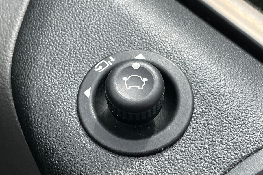 Used Ford TRANSIT CUSTOM WGZ4679 20