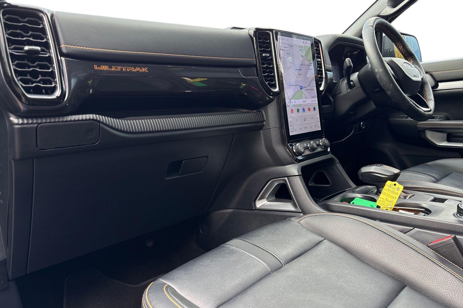 Ford RANGER Photo 2