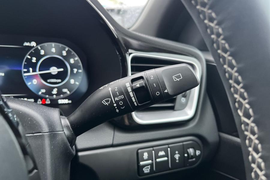 Kia XCEED Photo autoimg-cb9f489a35b442254296fbb8a1c6a4841345bb1d.jpg