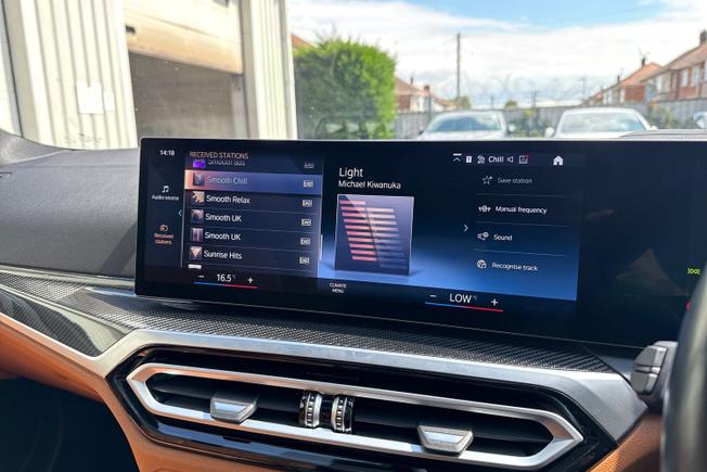 BMW I4 Photo 13