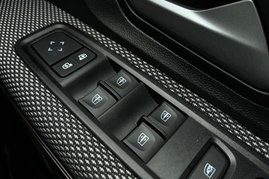 Dacia Sandero Stepway Photo autoimg-cba7ccb2242bf5f8eef033cb81c60d7efb2b525a.jpg