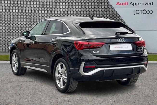 AUDI Q3 Photo 3