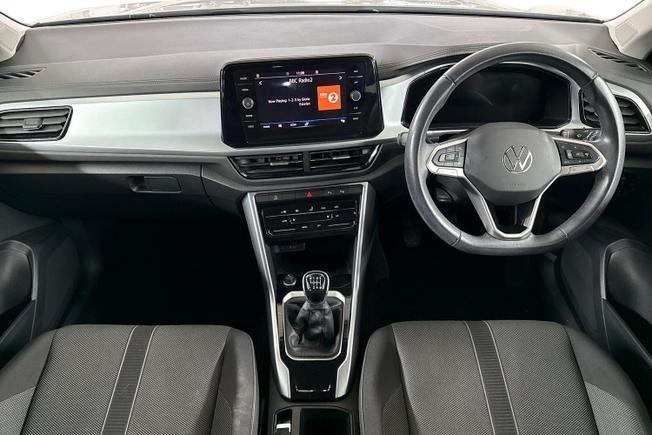 VOLKSWAGEN T-Roc Photo 10