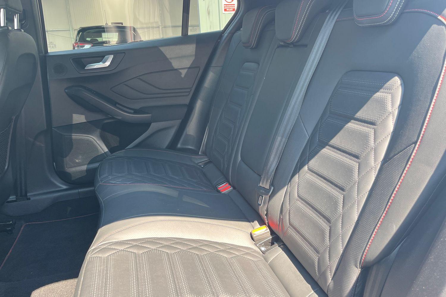 Ford Focus Photo 19
