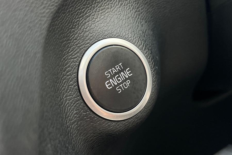 Volvo XC40 Photo autoimg-cbb0a136f11f0f114e47824a7ff972a21a488c3e.jpg