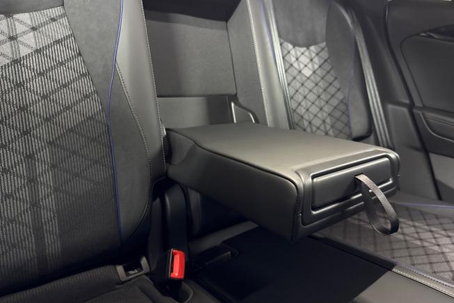 VOLKSWAGEN Tiguan Photo 31