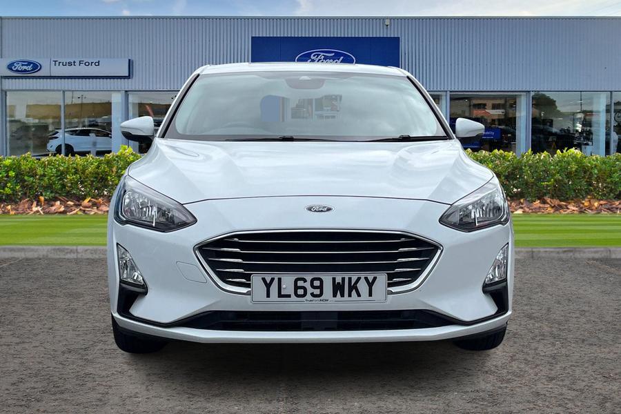 Ford FOCUS Photo autoimg-cbb1538f3fad97679a9fdbefe2479eee0321feee.jpg