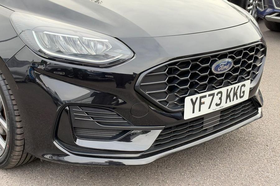 Ford FIESTA Photo autoimg-cbb1544c0797afb81921ead72cdc2cff89b0ebe9.jpg