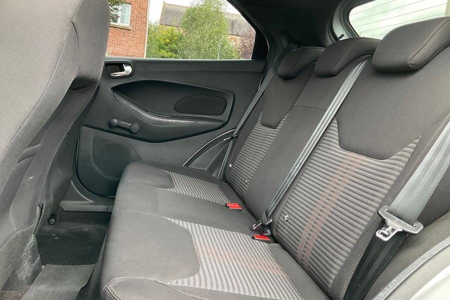 Ford KA+ Photo autoimg-cbb1817f8cd6bd82d8453208d50291c62a989d04.jpg