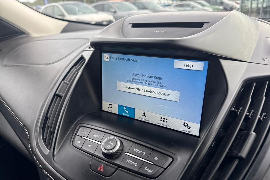 Ford KUGA VIGNALE Photo autoimg-cbb361226d0a2c6efdc8af2fe8a61b068d5c6a3c.jpg
