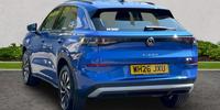 Volkswagen T-roc Photo 2