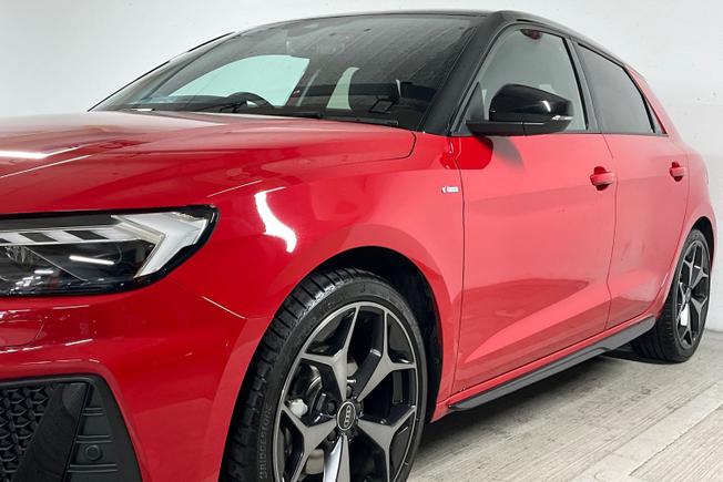 AUDI A1 Photo 30