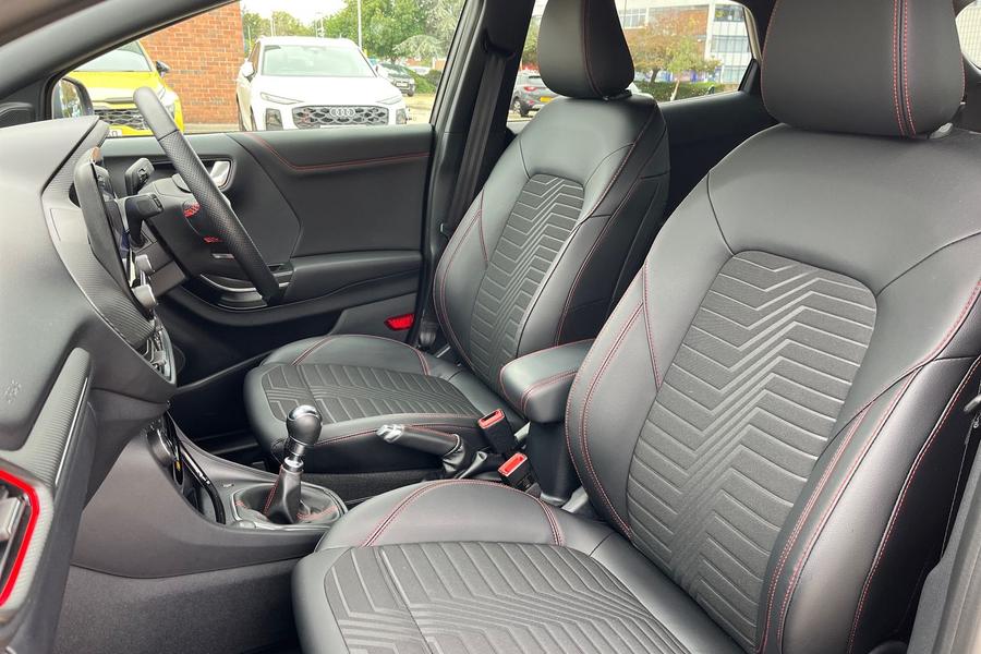 Ford Puma Photo autoimg-cbc480d900d3491c4a9582f31cf5c701cf53bf2b.jpg