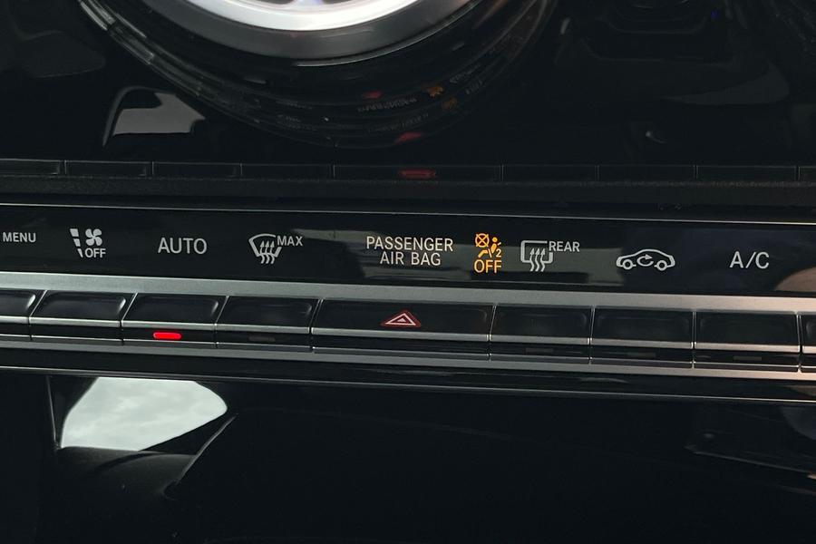 Mercedes-Benz CLA Photo autoimg-cbc5be1b694e6b84a4da0268c00702117f6eebdc.jpg