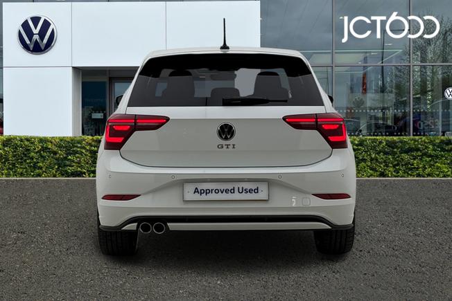 VOLKSWAGEN Polo Photo 7