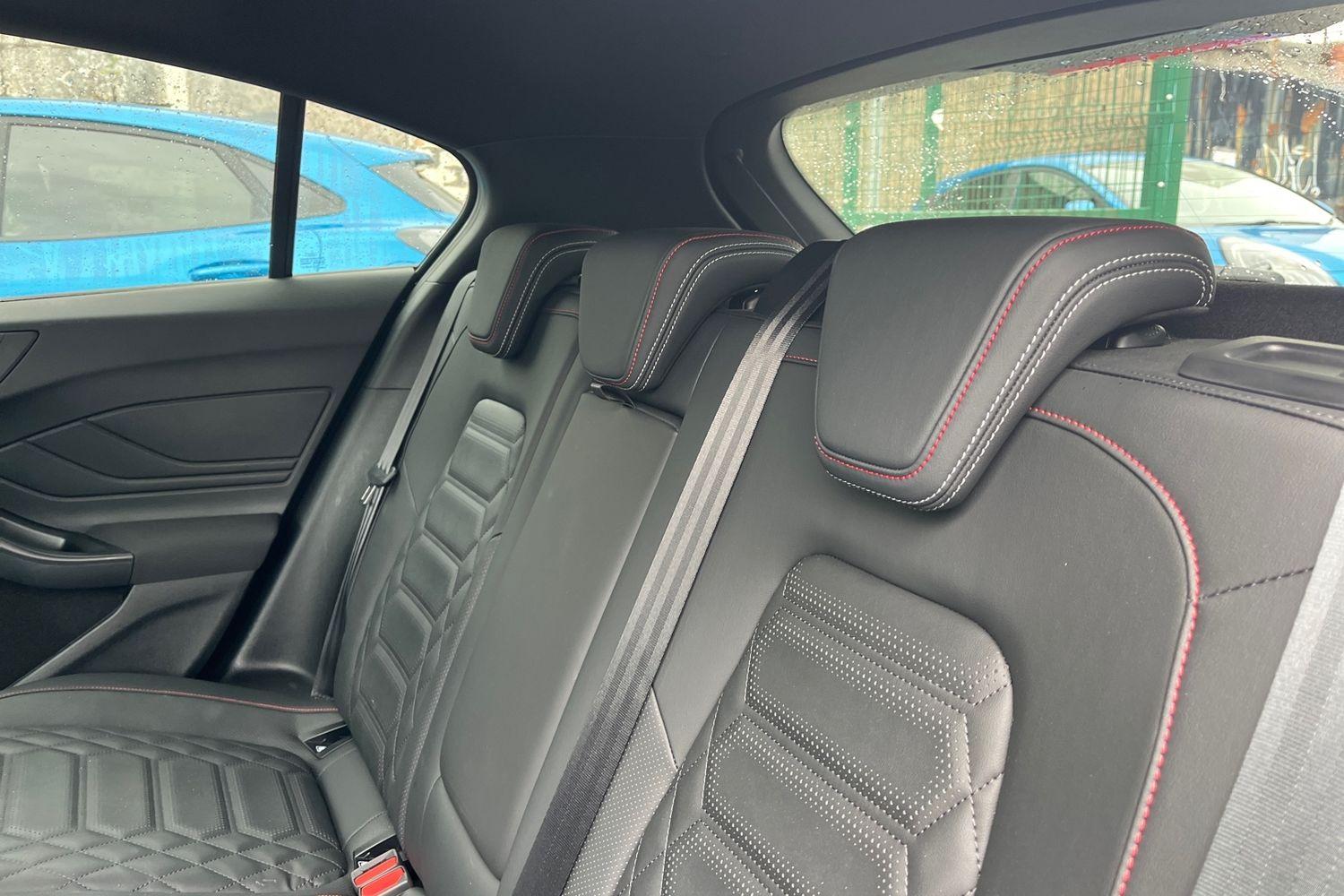 Ford FOCUS Photo 19