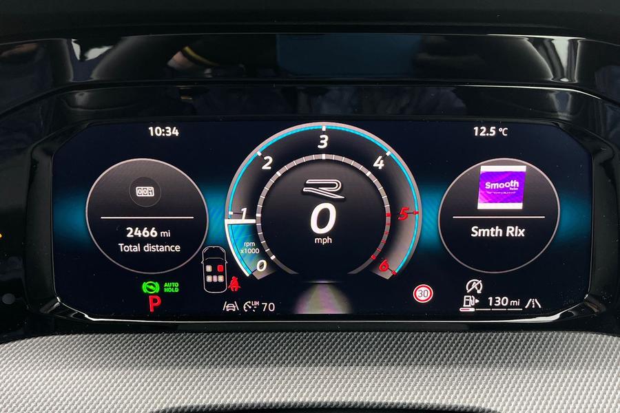 Volkswagen Golf Photo autoimg-cbc9dfad05dbeb5310e32368f0f37f9a2b3ca530.jpg