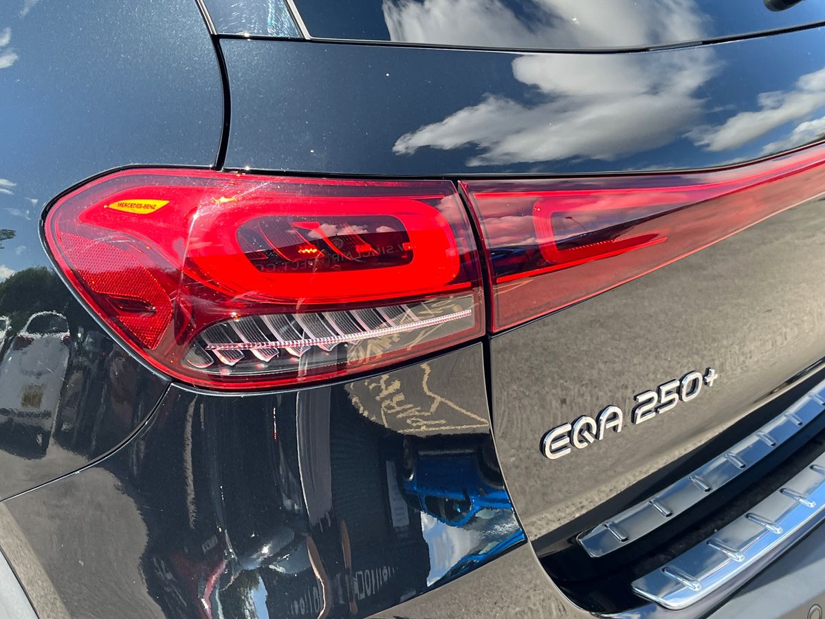 Mercedes-Benz EQA Photo 20