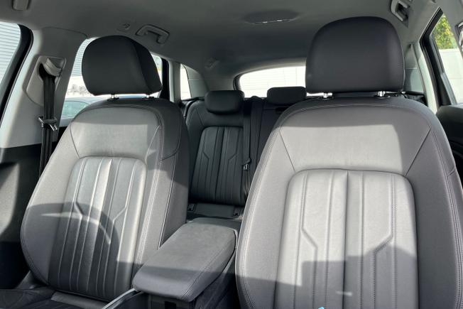 AUDI e-tron Photo 21