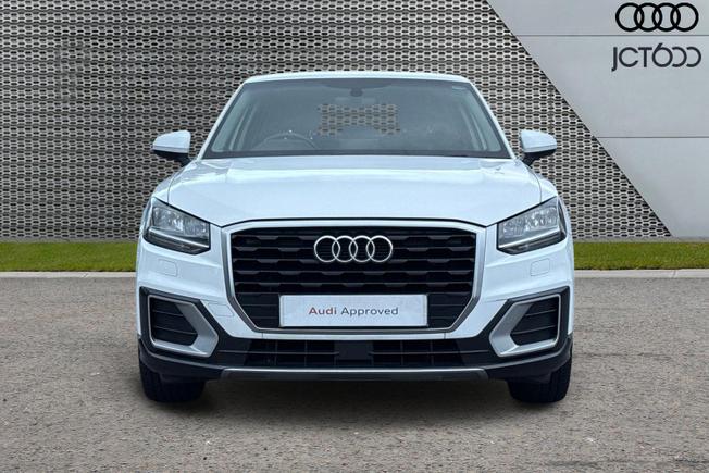 AUDI Q2 Photo 8