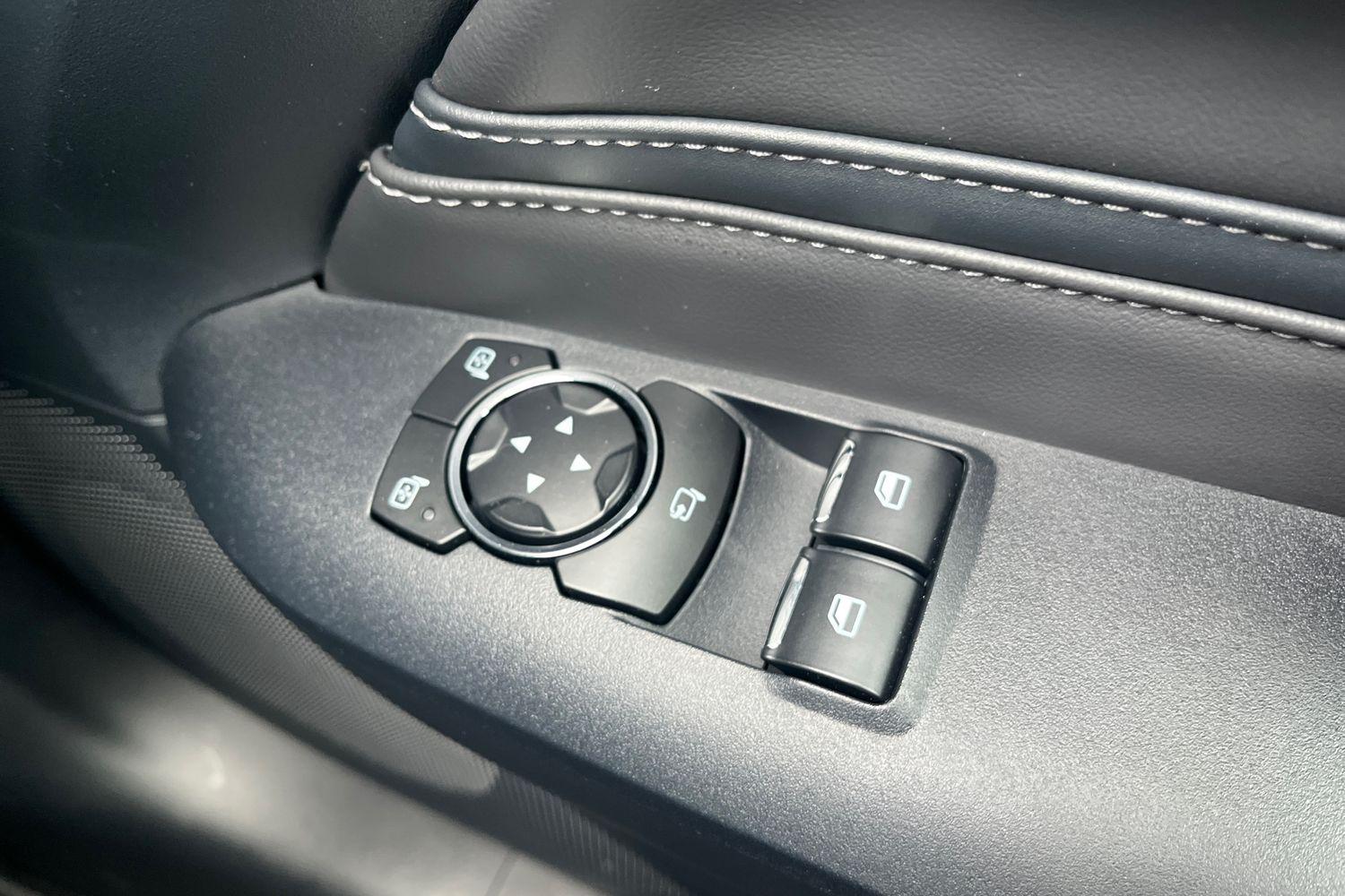 Ford MUSTANG Photo 15