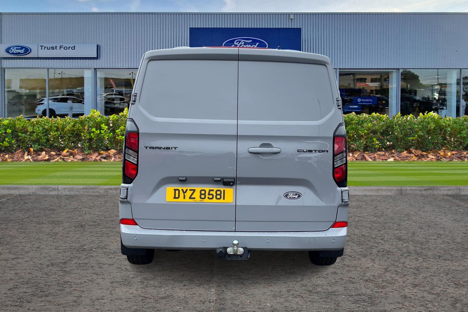 Ford TRANSIT CUSTOM Photo 12